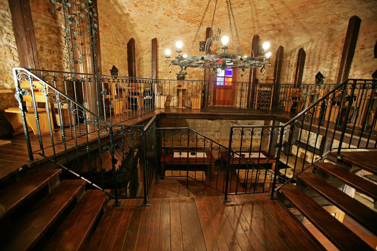 Chateau Krakovany Екстериор снимка