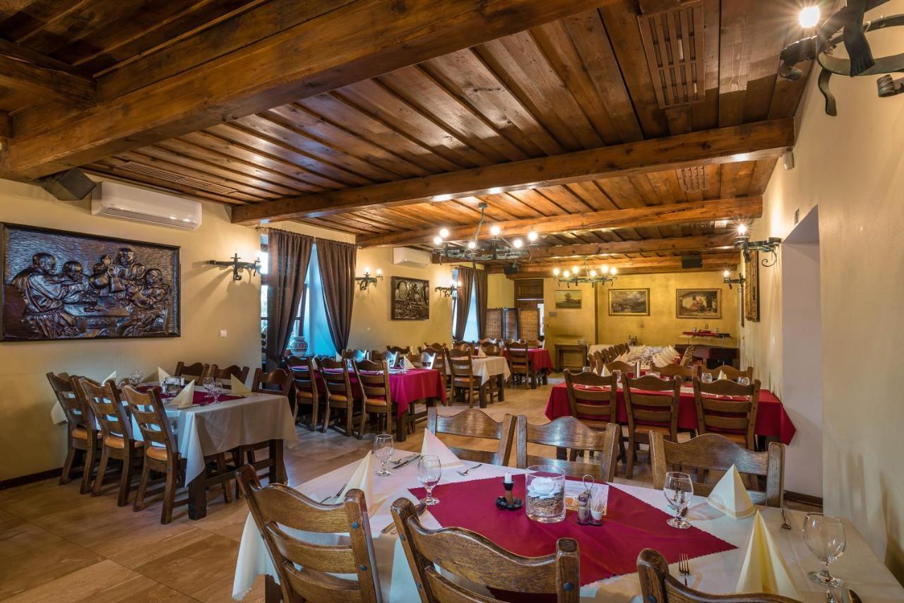 Chateau Krakovany Екстериор снимка