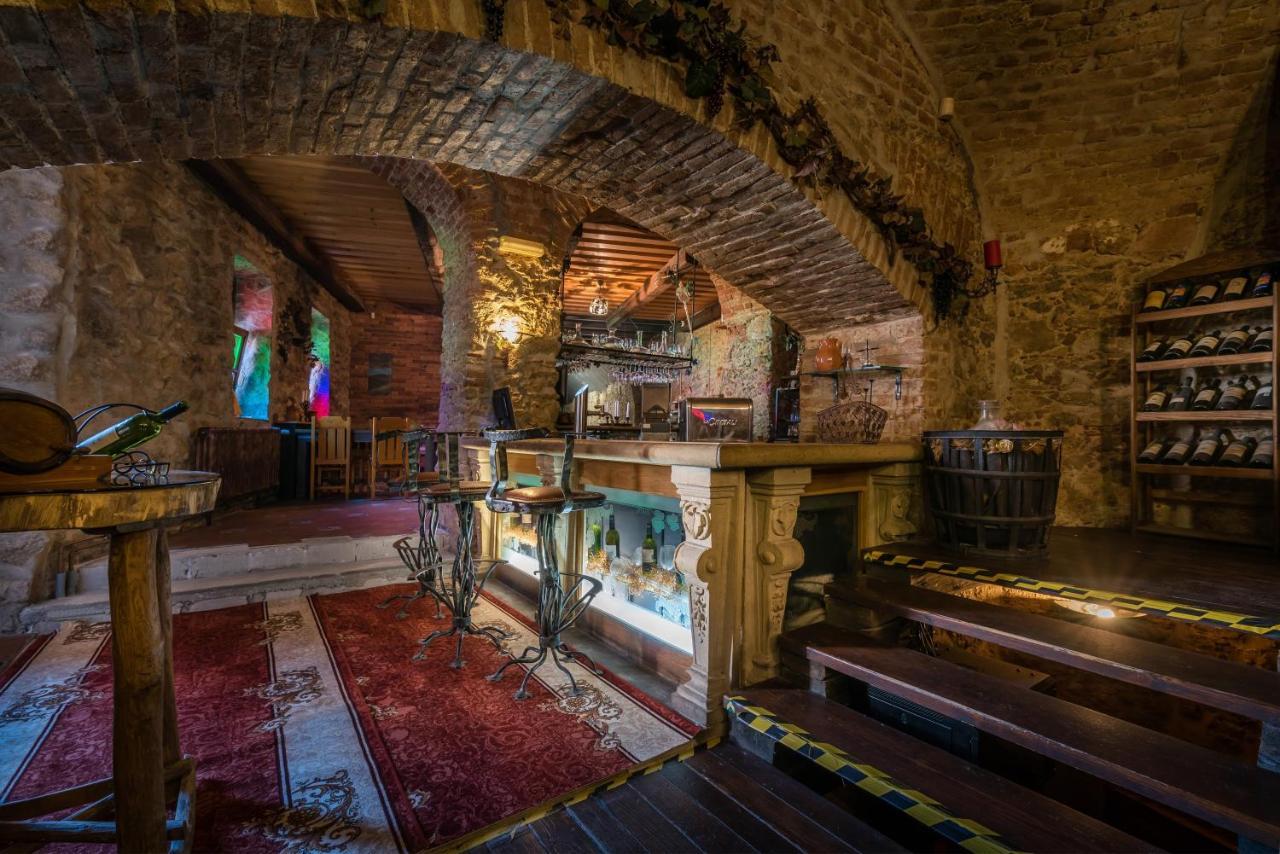 Chateau Krakovany Екстериор снимка